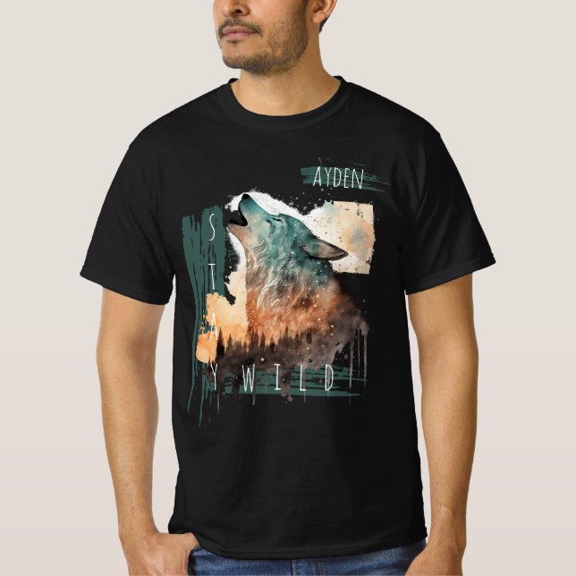 "Stay Wild" Howling Wolf Customizable   T-Shirt (Vorderseite)