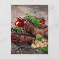 Steaks aus gegrillter Grillen mit frischen Kräuter