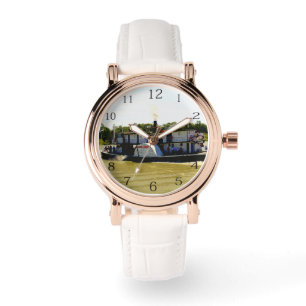 Steamer auf der Wasserfarbe des Flusses, Armbanduhr