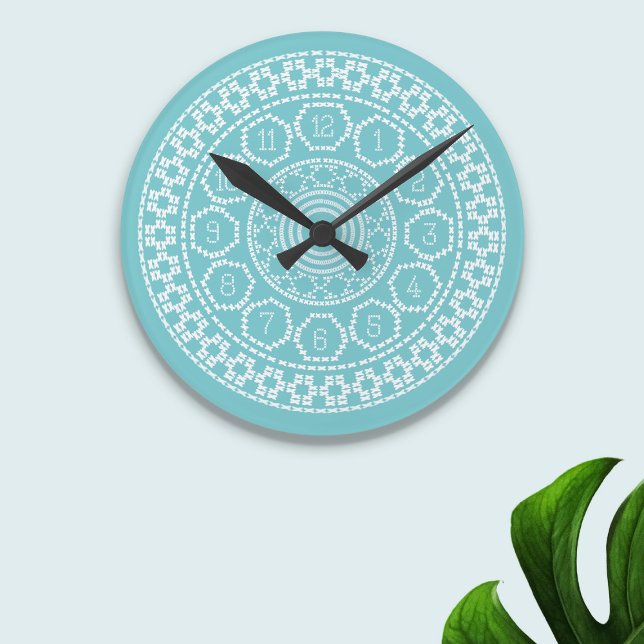 Stechmauer Runde Wanduhr (Inspired by nordic cross stitches. A fun clock to put on your wall)