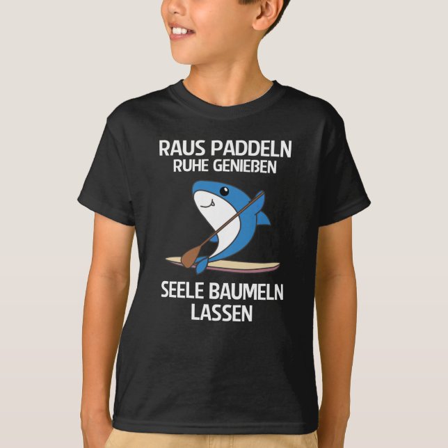 Steh auf und paddelt mit Haifischen, die paddeln T-Shirt (Vorderseite)