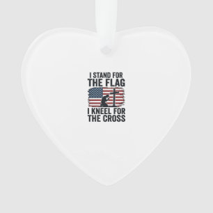 Steh für die Flagge Knie für das Kreuz-Shirt-Desig Ornament