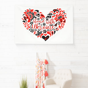 Stehen Sie mit ukrainischer Schrift und Herz Banner