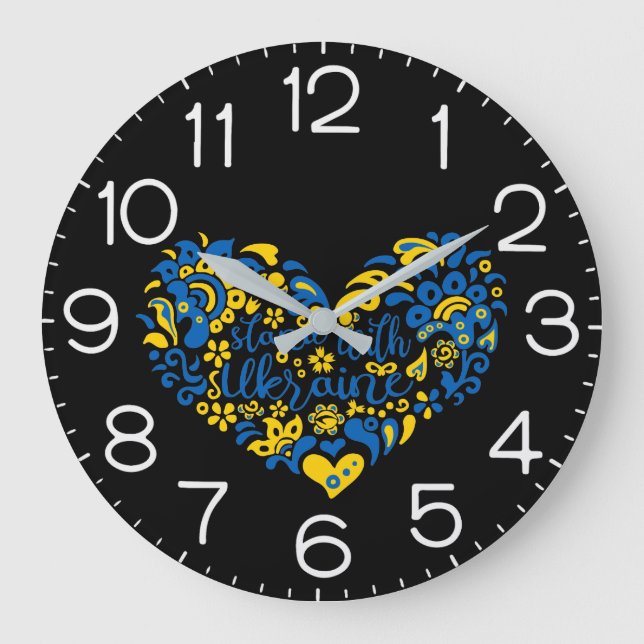 Stehen Sie mit ukrainischer Schrift und Herz Große Wanduhr (Vorderseite)