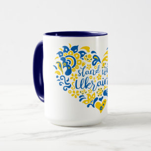 Stehen Sie mit ukrainischer Schrift und Herz  Tasse