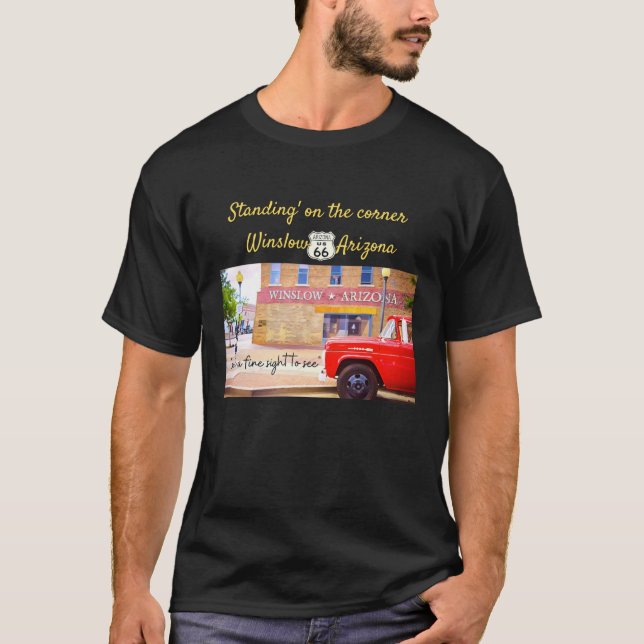 stehend an der Piazza della Riforma T-Shirt (Vorderseite)