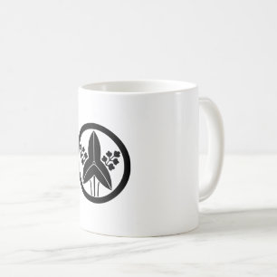 Stehende Pfeilspitze im Kreis Tasse