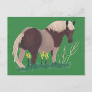 Stehendes Aussehen des Pferdes, Gras Postkarte
