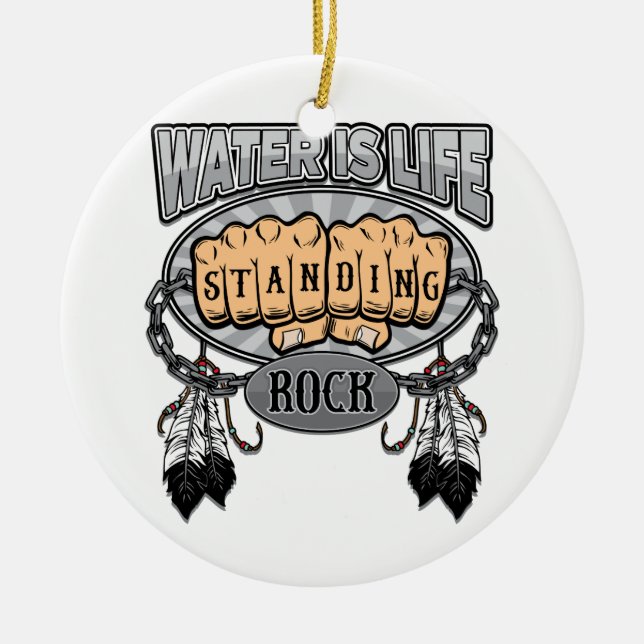 Stehendes Felsen-Wasser ist Leben-Fäuste Keramik Ornament (Vorne)