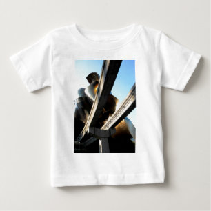 Steigen von den Schienen Baby T-shirt