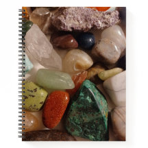 Stein- und Papiernotizbuch
