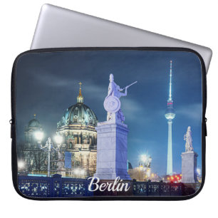 Steinbrücke bei der Berliner Kathedrale in Deutsch Laptopschutzhülle