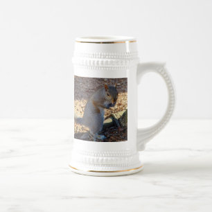 "Stellen Sie Ihre Herzöge!" auf Eichhörnchen Bierglas