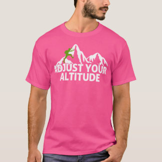 Stellen Sie Ihre Höhenroute im Klettergebiet ein T-Shirt