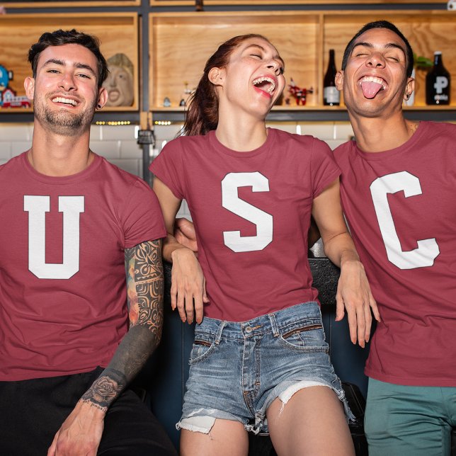 Stellen Sie Ihren eigenen benutzerdefinierten Brie T-Shirt (Von Creator hochgeladen)