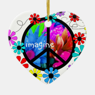 Stellen Sie sich Friedenssymbol und Retro Blumen Keramikornament