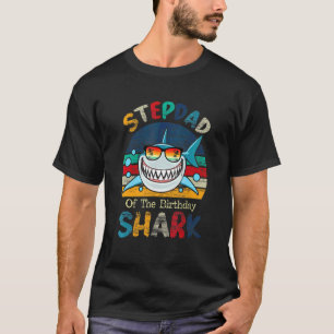 Stepdad der Hai-Geburtstagsreifenfamilie T-Shirt