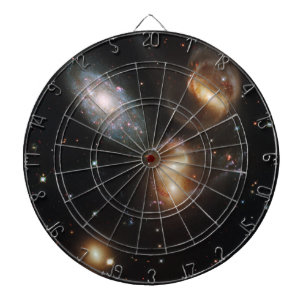 Stephan's Quintett: Ein galaktisches Trümmerfeld Dartscheibe