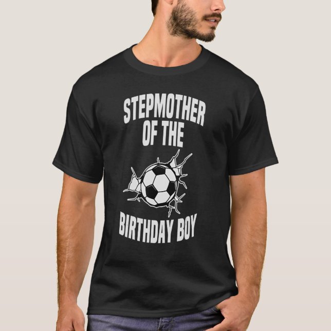 Stepmutter der Boy-Soccer-Ball-Mannschaft am Gebur T-Shirt (Vorderseite)