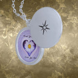 Sterling Silver Plättete Daisy Liebe Sie dann & Je Medaillon<br><div class="desc">Feiern Sie eine zeitlose Liebe mit dieser wunderschönen, silberfarbenen Schließfächerkette. Set vor einem reichen lila Hintergrund, eine zarte weiße Färbung ist in ein Herz eingebettet, symbolisiert Reinheit und dauerhafte Zuneigung. Die herzliche Botschaft "Loved You Then, Liebe You Now" macht diesen Platz zu einem sinnvollen Sake für jemanden, der etwas Besonderes...</div>