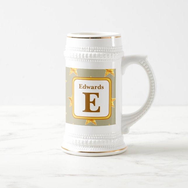 Stern Initiale E Gold Familienmonogramm Erinnerung Bierglas (Rechts)