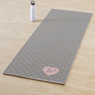 Sterne im Herzen auf der grauen Yoga Mat Yogamatte