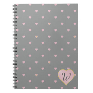 Sterne im Herzen auf grauem Notebook Notizblock
