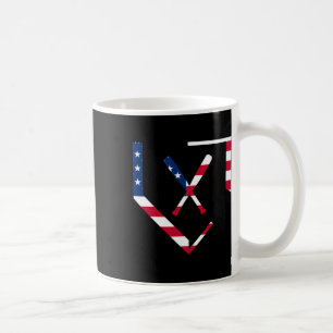 Sterne und Streifen Home Plate Baseballschläger Am Kaffeetasse