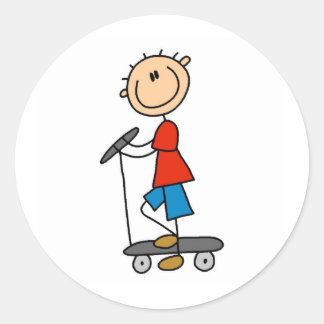 Stick Boy on Scooter Runder Aufkleber