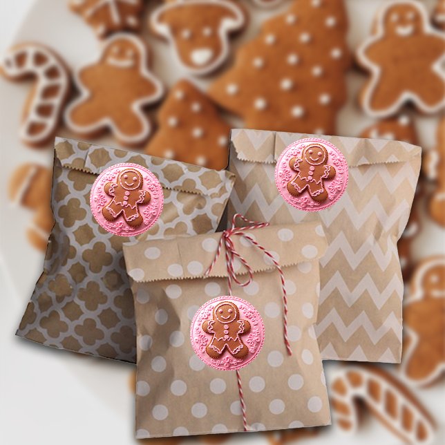 Stickerei Rosa Weihnachtsgingerbrot Mann Runder Aufkleber (Von Creator hochgeladen)