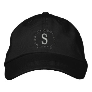 Stickereien für den Monogramm-Single Bestickte Baseballkappe