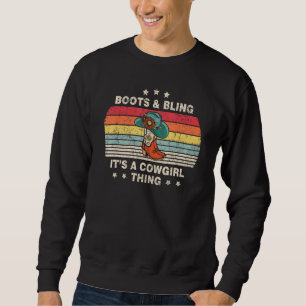 Stiefel und Bling ist ein Cowgirl, der Rodeo-Hut h Sweatshirt