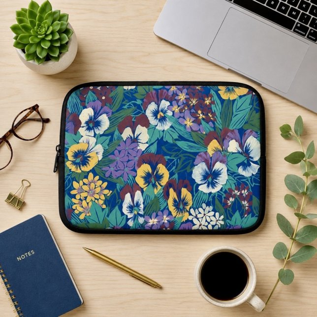 Stiefmütterchen Laptopschutzhülle (Von Creator hochgeladen)