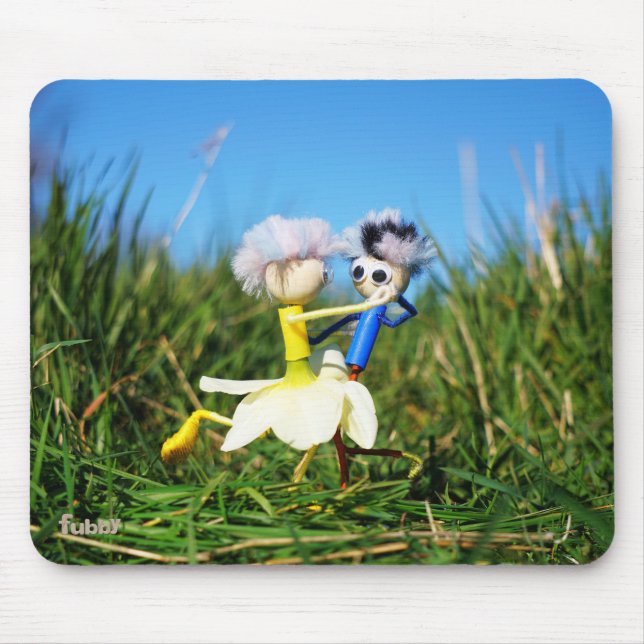 Stijldansende Fubby's in Narcissen jurk. Mousepad (Vorne)