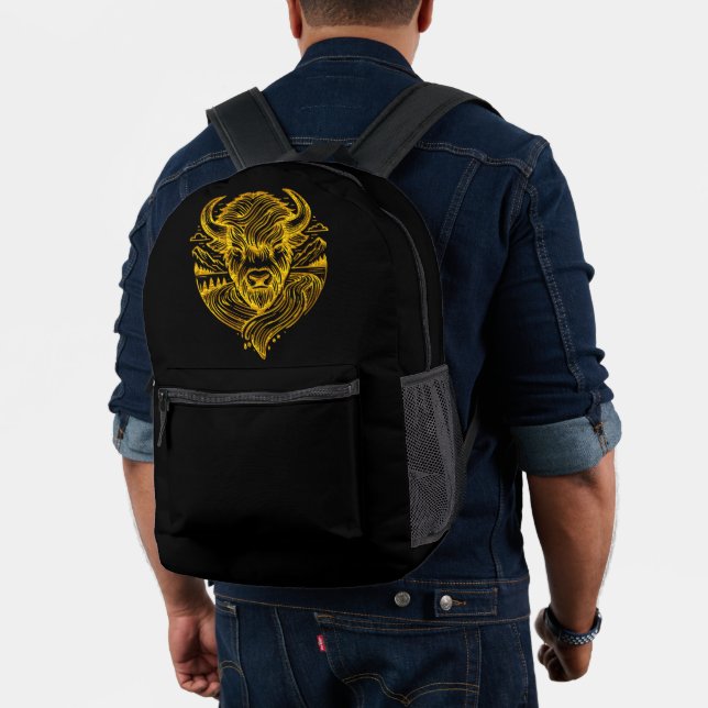 Stilisierte Gold-Bison-Illustration in Naturstimmu Bedruckter Rucksack (Insitu (Modell))