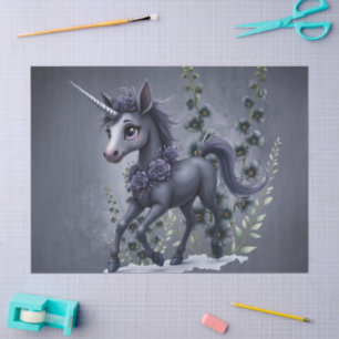 Stilisiertes Einhorn in floraler Pracht. Seidenpapier