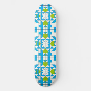 Stilisiertes Puzzle-Teil-Muster Skateboard