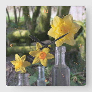 Still Life in the Woods Quadratische Wanduhr