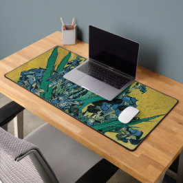 Still Life Vase mit Irisch von Vincent van Gogh Schreibtischunterlage