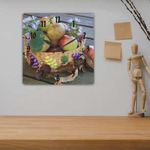 Stillleben Herbstapfelernte Quadratische Wanduhr