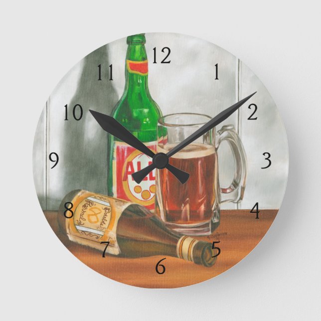 Stillleben mit Bier von Jennifer Goldberger Runde Wanduhr (Vorderseite)