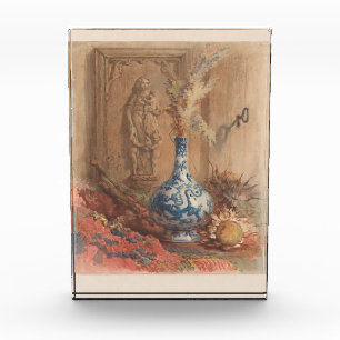 Stillleben mit chinesischer Vase und getrockneter Fotoblock