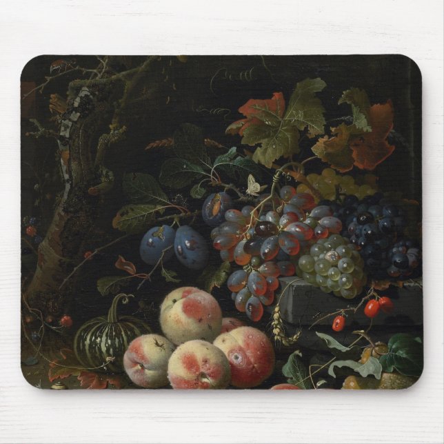 Stillleben mit Frucht, Laub und Insekten, c.1669 Mousepad (Vorne)