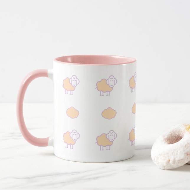 Stilvoll Niedliches rosa Schaf mit Wolkenmuster Tasse (Mit Donut)