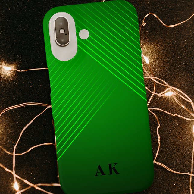 Stilvoll und trendy Modern Green Monogram Initial Case-Mate iPhone Hülle (Von Creator hochgeladen)