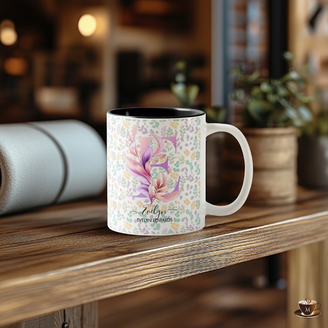 Stilvolle Boho Chic Floral Monogram Tasse - E (Von Creator hochgeladen)