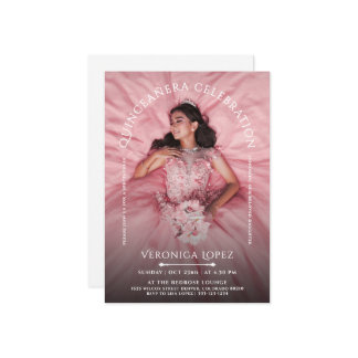 Stilvolle Chic Girl Bday Klassische weiße Typograf Einladung