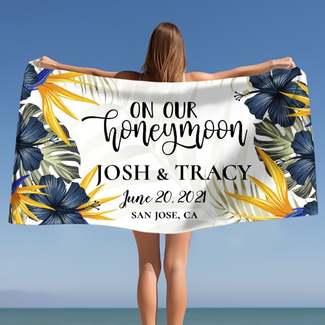 Stilvolle Chic Tropical Personalisiert Newlyweds Strandtuch (Stylish Chic Tropical Personalized Newlyweds Beach Towel)