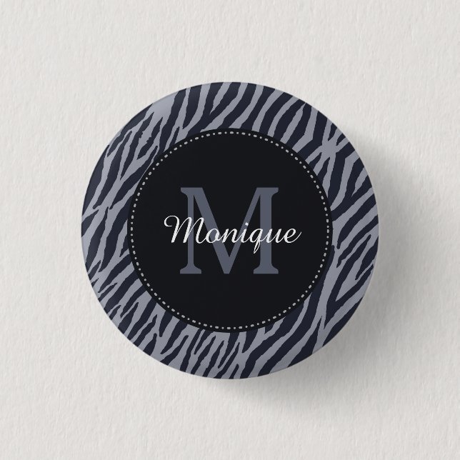 Stilvolle dunkelgraue Zebra Print Monogram und Nam Button (Vorderseite)