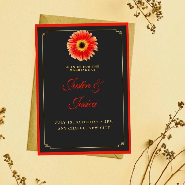 Stilvolle Gerbera Daisy Red and Gold Accents Weddi Einladung (Von Creator hochgeladen)